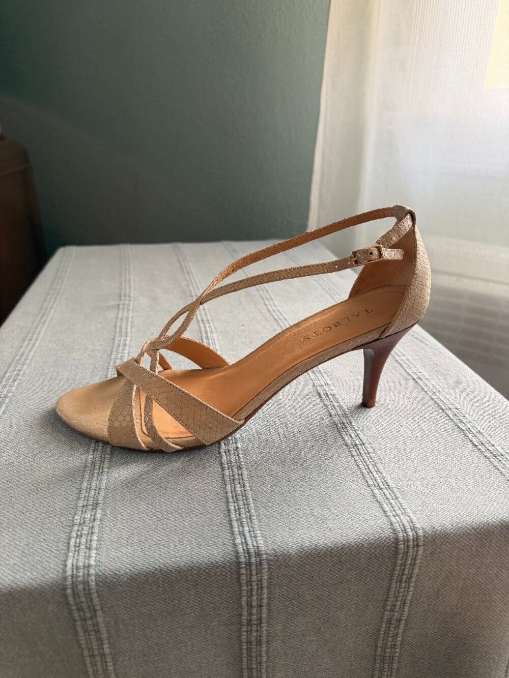 TALBOTS Light cream snakeskin thin strappy heels